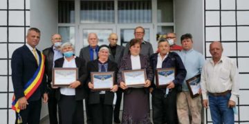 În comuna Dărmănești au fost premiate  familiile ce au sărbătorit 50 de ani de căsnicie!