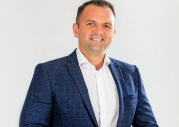 Elevii instituțiilor de învățământ târgoviștene beneficiază de gratuitate pe mijloacele de transport în comun!