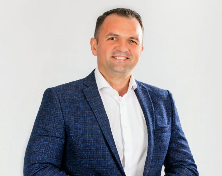 Elevii instituțiilor de învățământ târgoviștene beneficiază de gratuitate pe mijloacele de transport în comun!