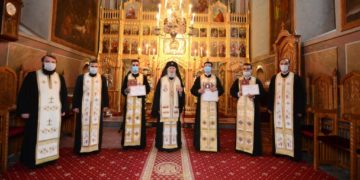 Trei tineri preoți au fost hirotesiți duhovnici la Paraclisul Mitropolitan!