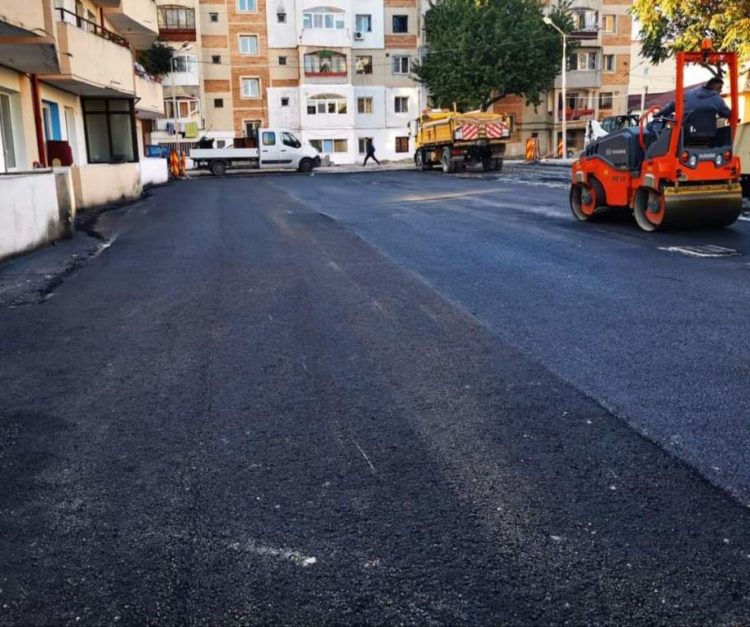 Lucrări de reabilitare a infrastructurii în zona blocurilor 1-2 din Microraionul 6!