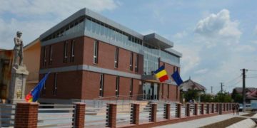 Scenariu roșu pentru școlile din Comișani!