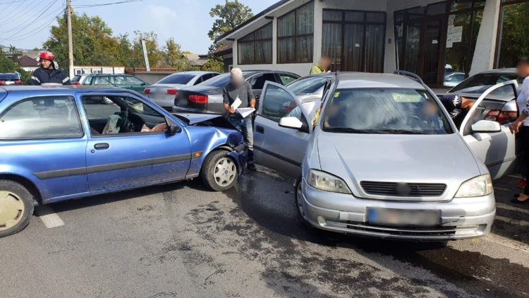 Carambol cu patru autoturisme la Fieni!