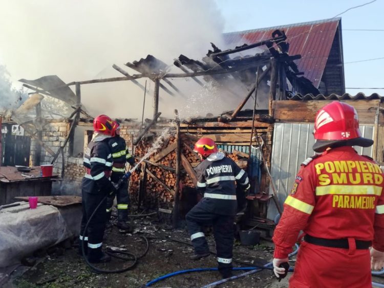Incendiu în comuna Mănești!