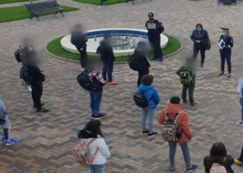 Polițiștii au desfășurat activități pentru informarea elevilor din Niculești și Ciocănari!