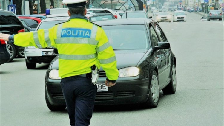 Polițiștii au desfășurat o acțiune pentru sancționarea celor care nu respectă normele rutiere!