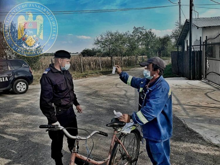 Primarul comunei Dobra cere ajutorul tinerilor pentru distribuirea de alimente!