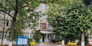 Școlile trec pe rând în scenariul roșu!