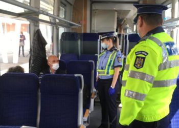Acțiuni ale polițiștilor dâmbovițeni în stațiile de cale ferată și în trenuri!