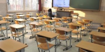 35 de unități școlare din Dâmbovița trecute în scenariul roșu de învățare!