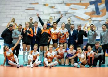 CSM Târgoviște s-a calificat în optimile Cupei CEV!