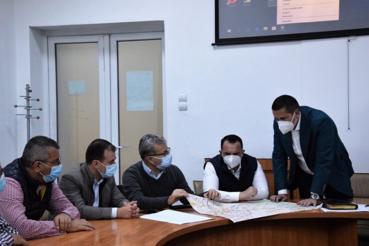 Proiectele prioritare sunt dezbătute de primarii dâmbovițeni și conducerea CJD!