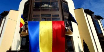 În comuna Gura Ocniței este obligatorie purtarea măștii în toate spațiile publice!