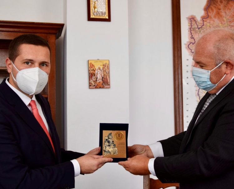 Corneliu Ștefan îndeamnă antreprenorii dâmbovițeni să dea dovadă de răbdare în această perioadă dificilă!