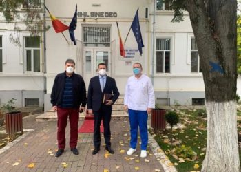 Corneliu Ștefan  a purtat discuții cu medicii de la Spitalul Județean de Urgență din Târgoviște!