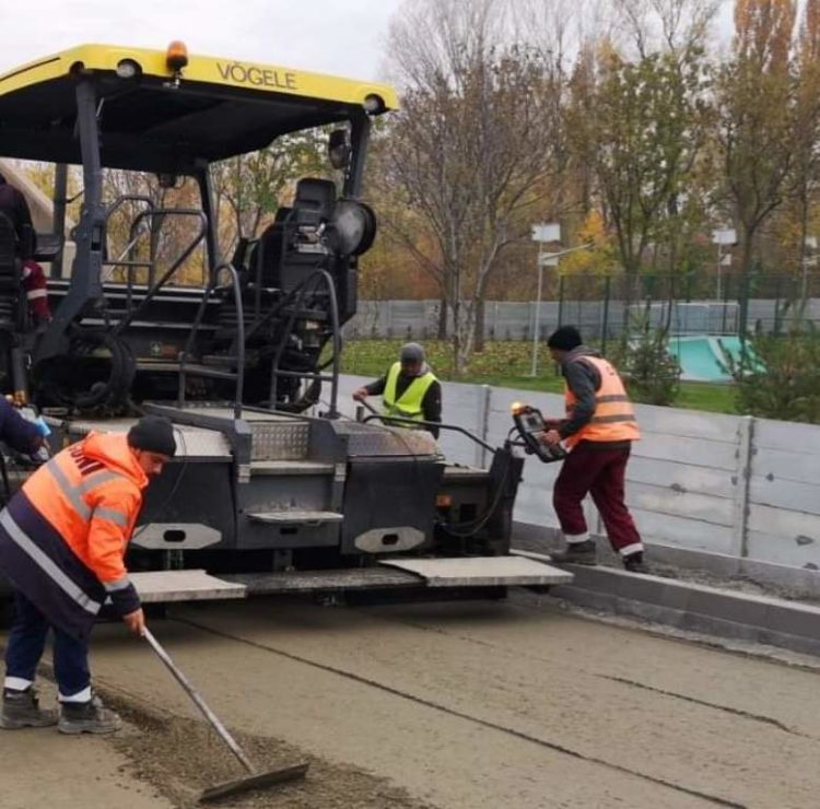 Continuă asfaltarea și pe strada Cornel Popa!