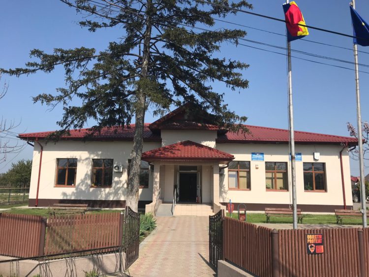 În comuna Crevedia are loc o campanie destinată persoanelor vulnerabile!