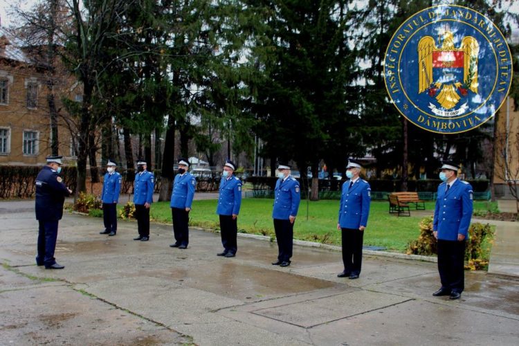 Zece jandarmi dâmbovițeni – la încheierea mandatului de onoare în instituția “Oamenilor de arme” !