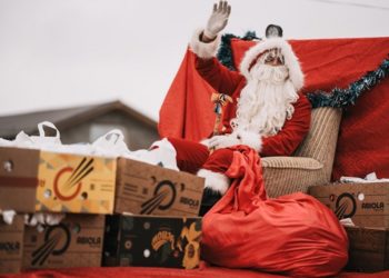 Moș Crăciun a ajuns la copiii din comuna Aninoasa!