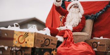 Moș Crăciun a ajuns la copiii din comuna Aninoasa!