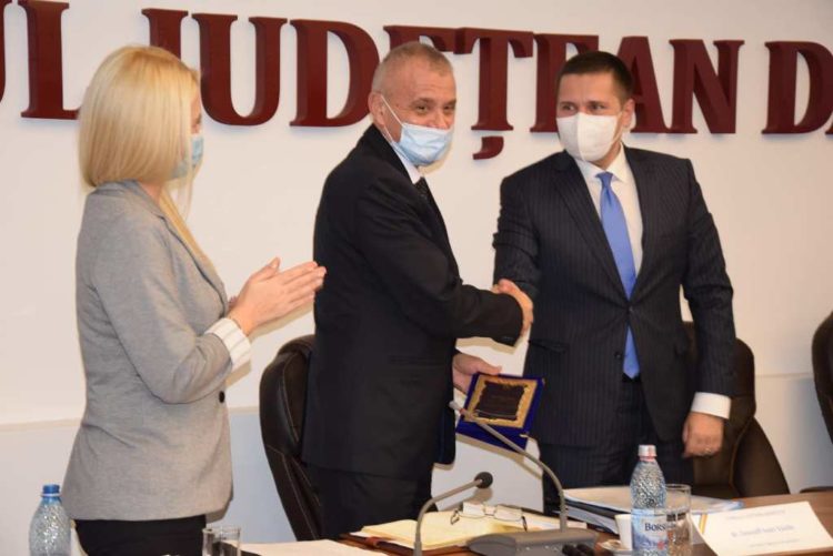 Ivan Vasile Ivanoff  își încheie cariera în funcția de Secretar General al Consiliului Judeţean Dâmboviţa!