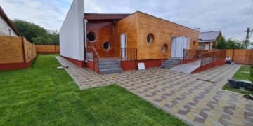 O grădiniță modernă a fost inaugurată în satul Adânca din comuna Gura Ocniței!