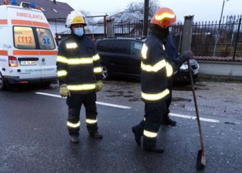 Două persoane au fost rănite în urma unei coliziuni auto!
