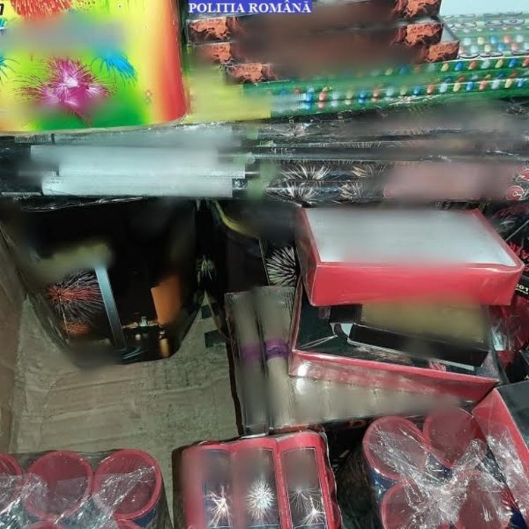 Aproximativ 5000 de articole pirotehnice au fost confiscate în piață!