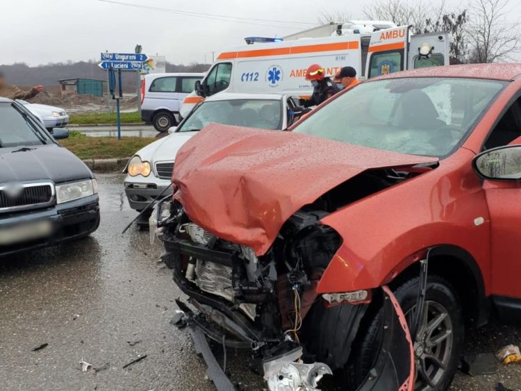 Accident rutier în intersecția dintre localitățile Lucieni și Ungureni!