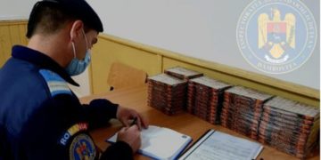 1000 de petarde depistate de jandarmi asupra unui tânăr!