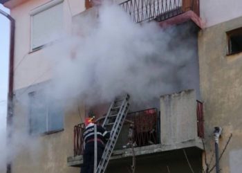 Incendiu violent într-un apartament de pe șoseaua I. L. Caragiale!
