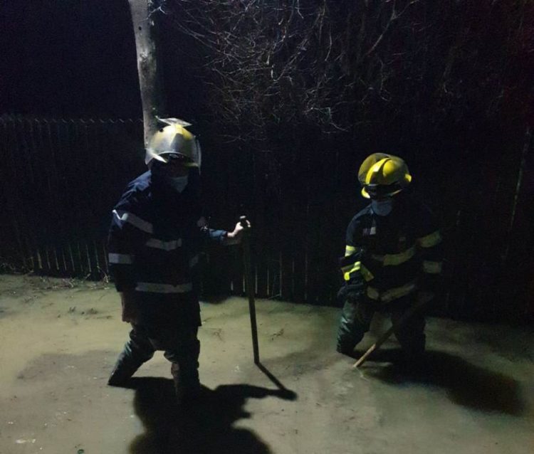 Inundații la Dărmănești!