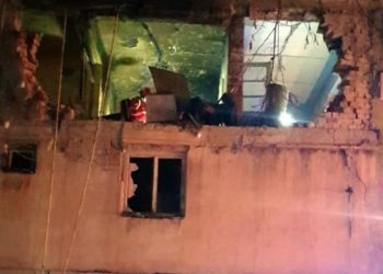 Explozie urmată de incendiu într-un bloc din Găești!