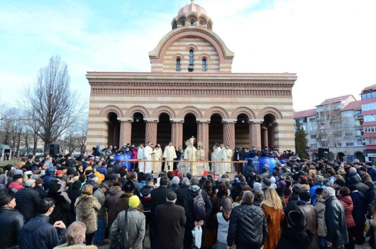 Evenimentele liturgice se vor desfășura în contextul precauțiilor impuse de respectarea regulilor sanitare pe timp de pandemie!