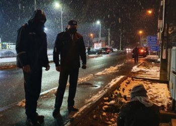 Polițiștii locali au desfășurat acțiuni pentru oamenii străzii!