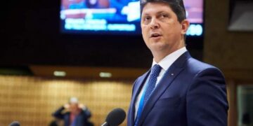 Titus Corlățean solicită reluarea ședințelor Senatului cu participarea fizică a senatorilor!