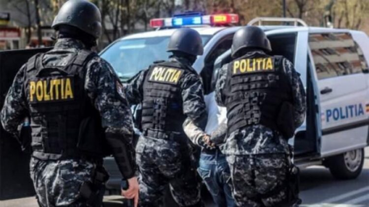 Un bărbat din Târgoviște a fost reținut de polițiști după ce acesta ar fi dat mai multe spargeri de locuințe!