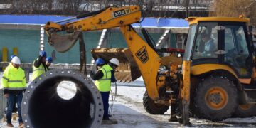 Continuă lucrările la stadionul „Eugen Popescu”!