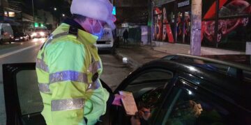 Amenzi de 17.000 de lei pentru neportul măștii de protecție!