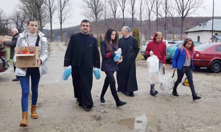 Centrului de Zi de la Valea Mare a primit ajutor din partea Bisericii!