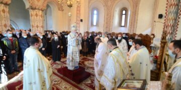 Slujire Arhierească la Mânăstirea Stelea din Târgoviște!