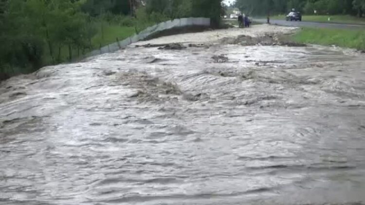 Cod Galben de inundații pentru județul Dâmbovița!