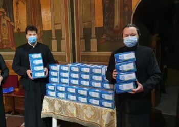 430.000 de măști de protecție oferite de Mitropolitul Nifon!