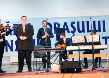 Concert extraordinar la Titu cu ocazia Zilei Internaționale a Femeii!