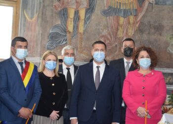 Izvorul Tămăduirii, zi de mare sărbătoare creștină la Nucet
