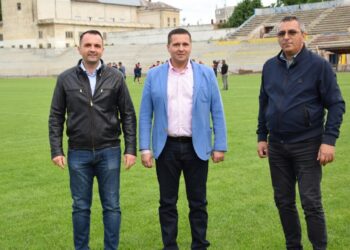 Intălnire cu echipa noastră de suflet pe noul gazon de pe „Eugen Popescu”!