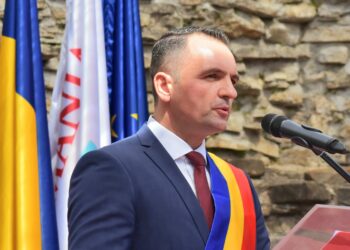 Vezi care este mesajul Primarului Daniel Cristian Stan de Ziua Educației