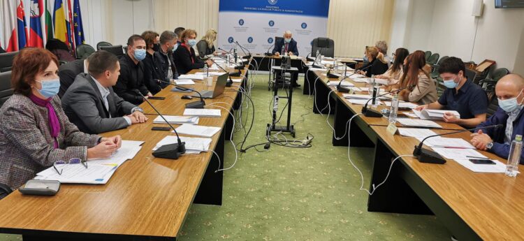 Presedintele Consiliului Judetean Dambovita a susținut în fața Comisiei Tehnico-Economice a Ministerului Dezvoltării  construirea unui stadion nou în Târgoviște.