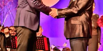 Aseară, am avut privilegiul, de a întâlni o personalitate covârșitoare a lumii muzicale