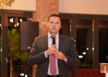 Presedintele CJD – Corneliu Stefan a participat la premierea antreprenorilor  în cadrul Galei Topului Firmelor din Dâmbovița